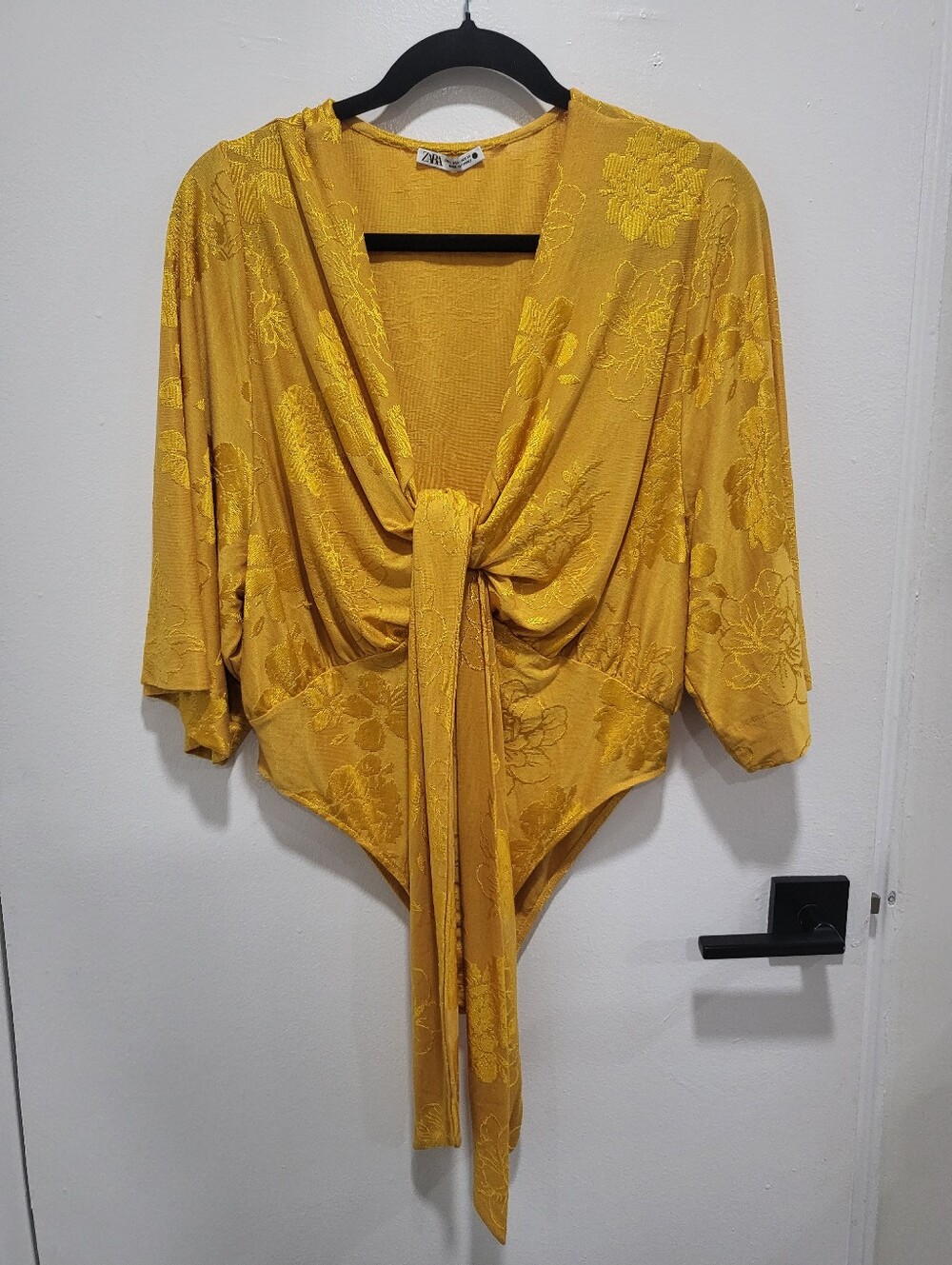 NWOT Zara Gold Yellow Knotted Jacquard Bodysuit - Size Large